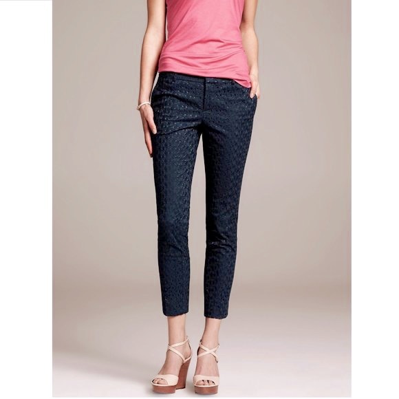Banana Republic Navy Eyelet Lace Hampton Pant in size 2 - Picture 1 of 8